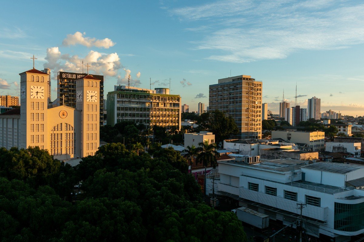 Trecho na rua Comandante Costa em Cuiabá será bloqueado para obra de rede de esgoto