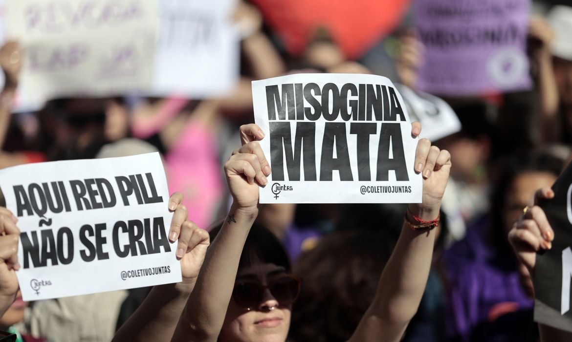 Desinformação sobre PL da Misoginia cresce nas redes, diz estudo