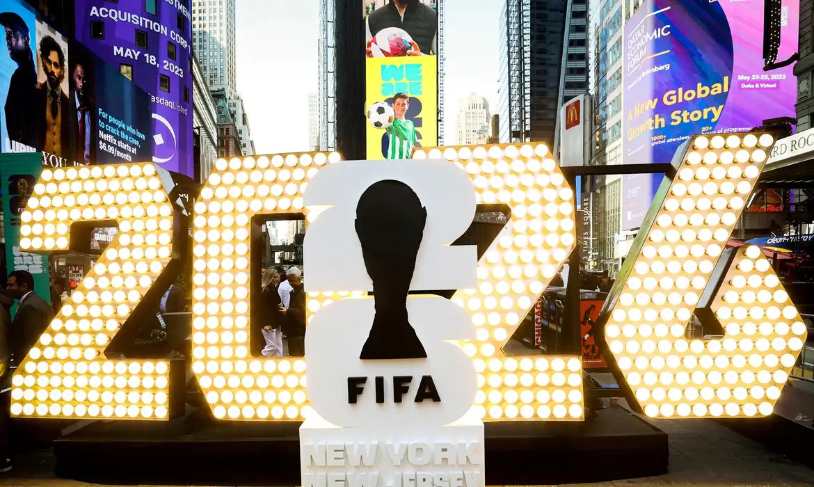 Falta um mês para a Copa que promete ser a maior de todos os tempos