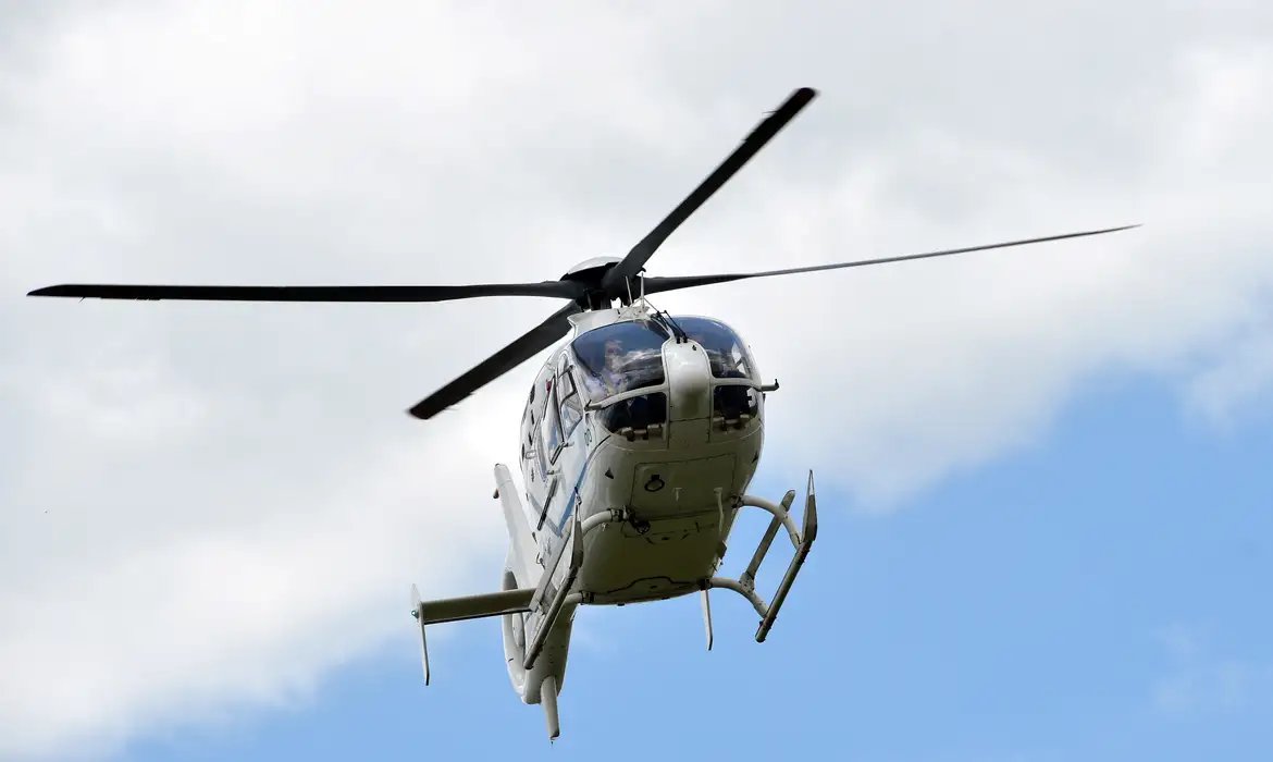 MPF pede ações de segurança para voos de helicóptero no Rio de Janeiro