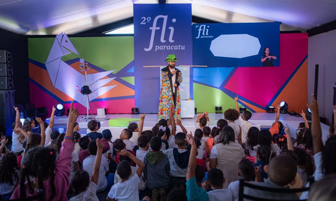 Viva Maria destaca FliParacatu 2026 em bate-papo com Concessa