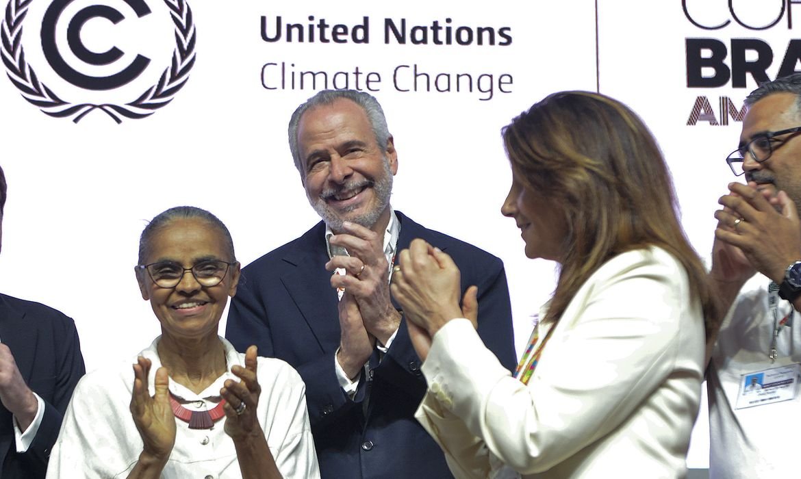 Pacote de Belém da COP30 inclui 29 decisões aprovadas por 195 países