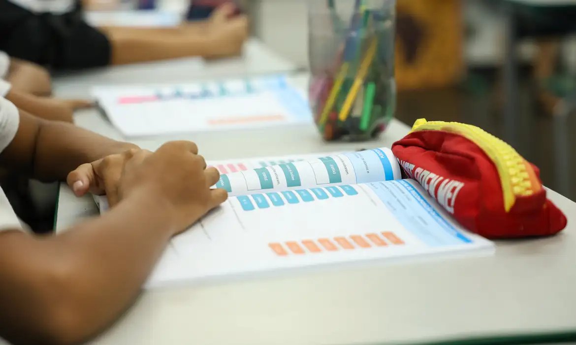 Educação política passa a integrar currículo escolar brasileiro