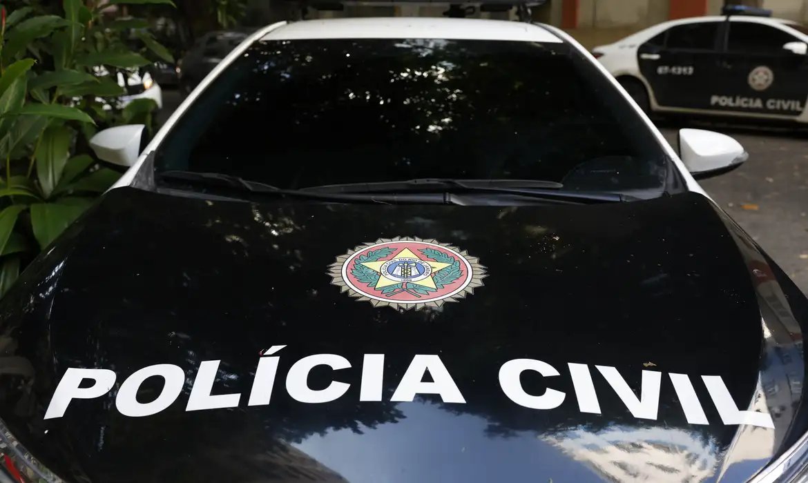 Polícia Civil do RJ faz operação contra venda online de abortivos