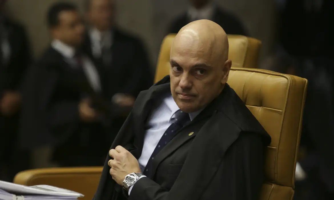 STF dá 48h para tribunais explicarem pagamentos acima do limite a juiz