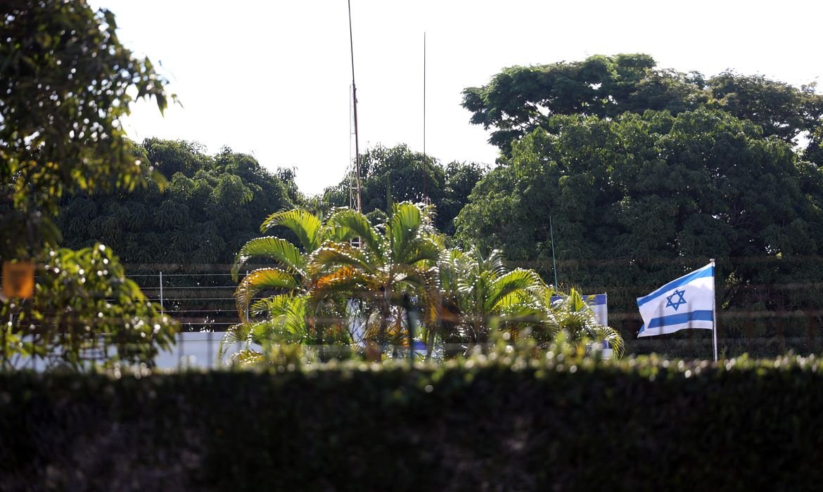 Criminalização de críticas ao governo de Israel preocupa especialistas