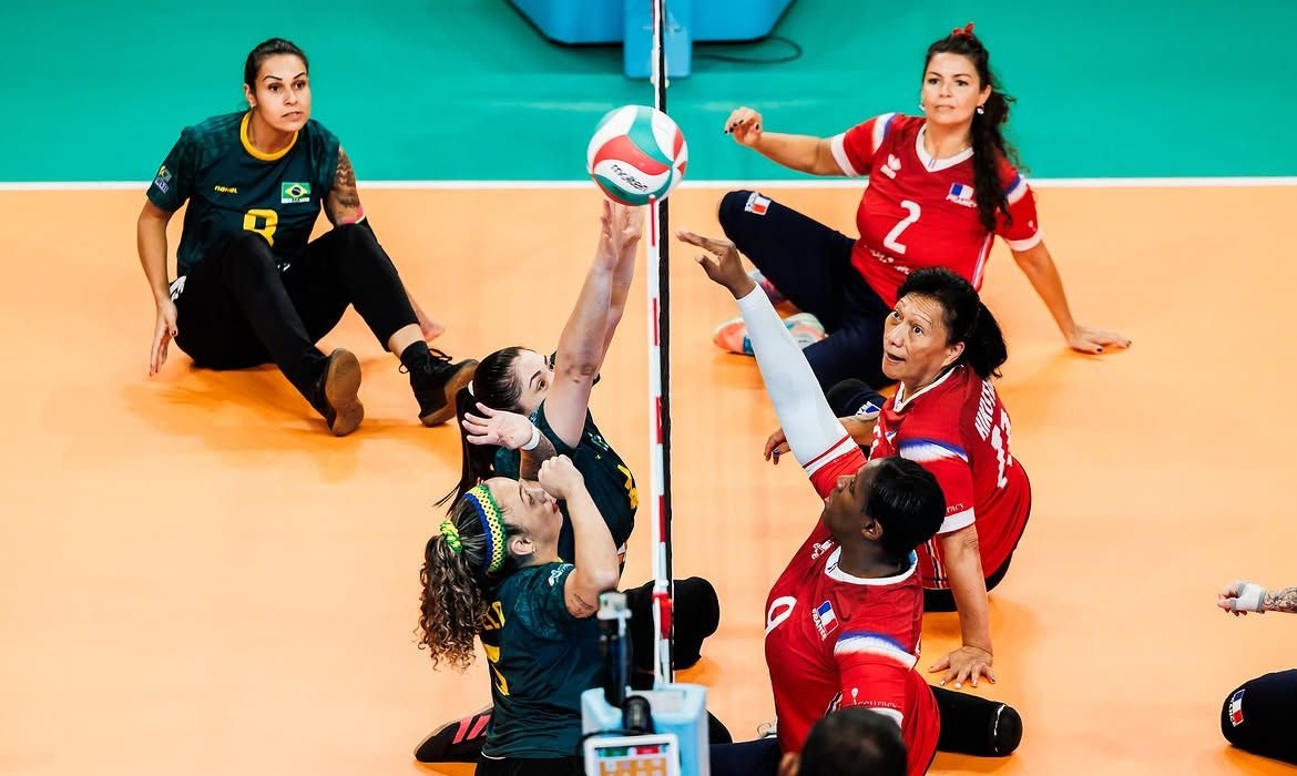 Invictas, seleções do Brasil jogam oitavas do Mundial de vôlei sentado