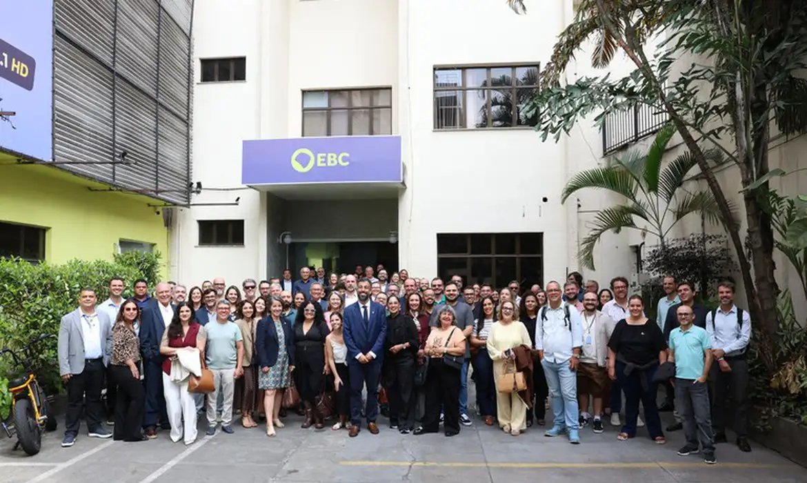 EBC reúne 330 emissoras públicas para debater a comunicação no Brasil