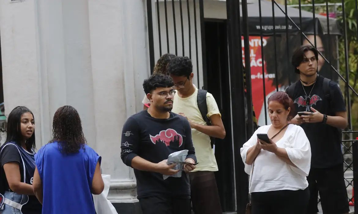 Enem 2026: prazo de inscrições termina nesta sexta-feira 