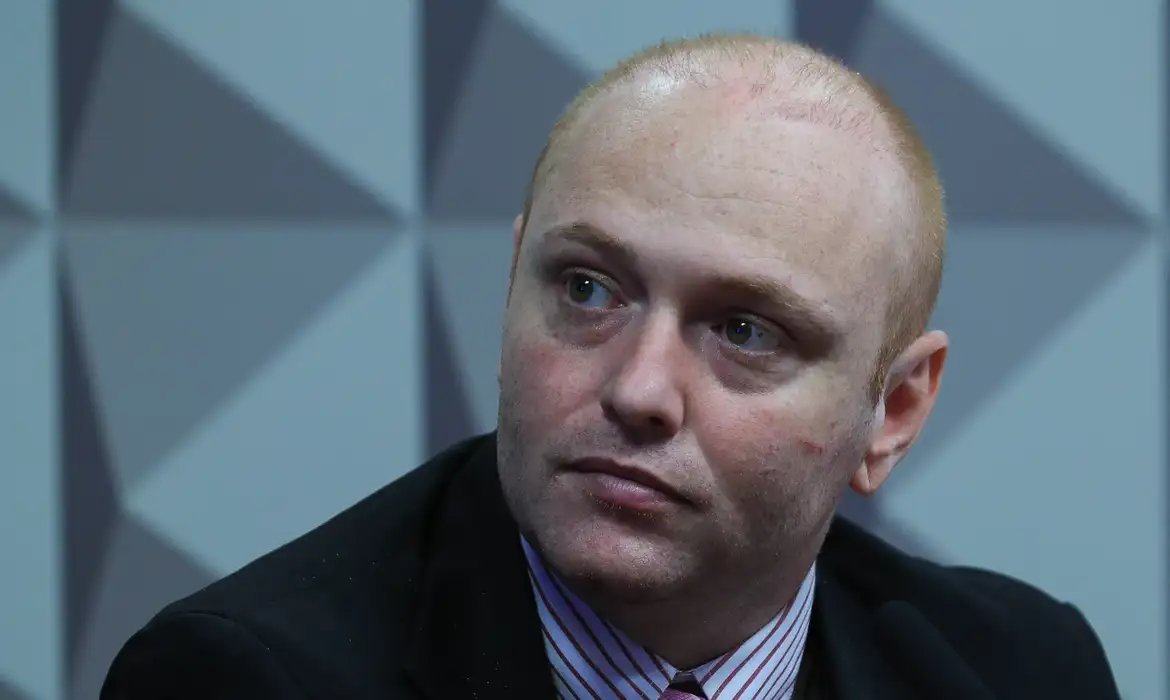 Moraes autoriza hacker Delgatti a cumprir regime aberto de prisão
