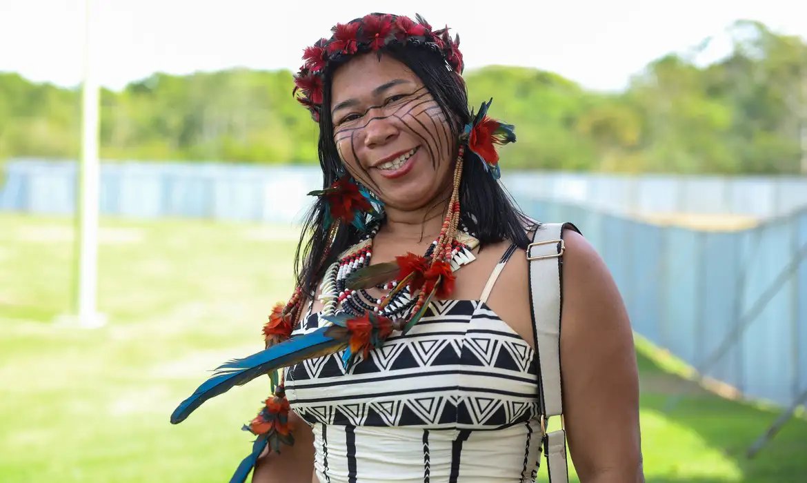 Música e dança Tupinikim marcam início de evento nacional de cultura