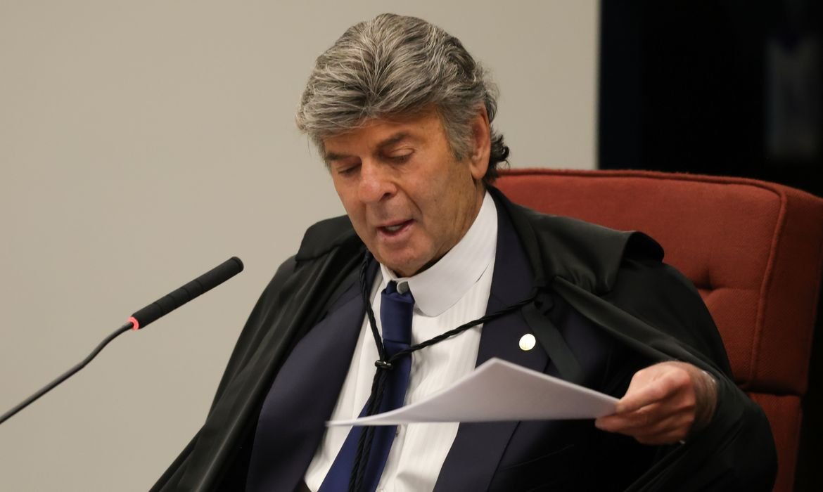 Fux vai relatar ação sobre idas da esposa de Moraes ao Senado