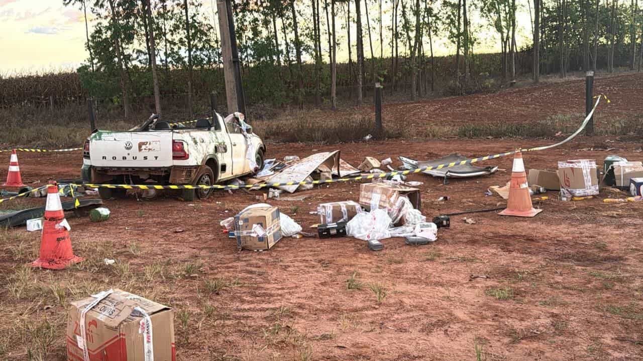 Motorista morre após carro sair da pista e capotar na BR-163 em MT