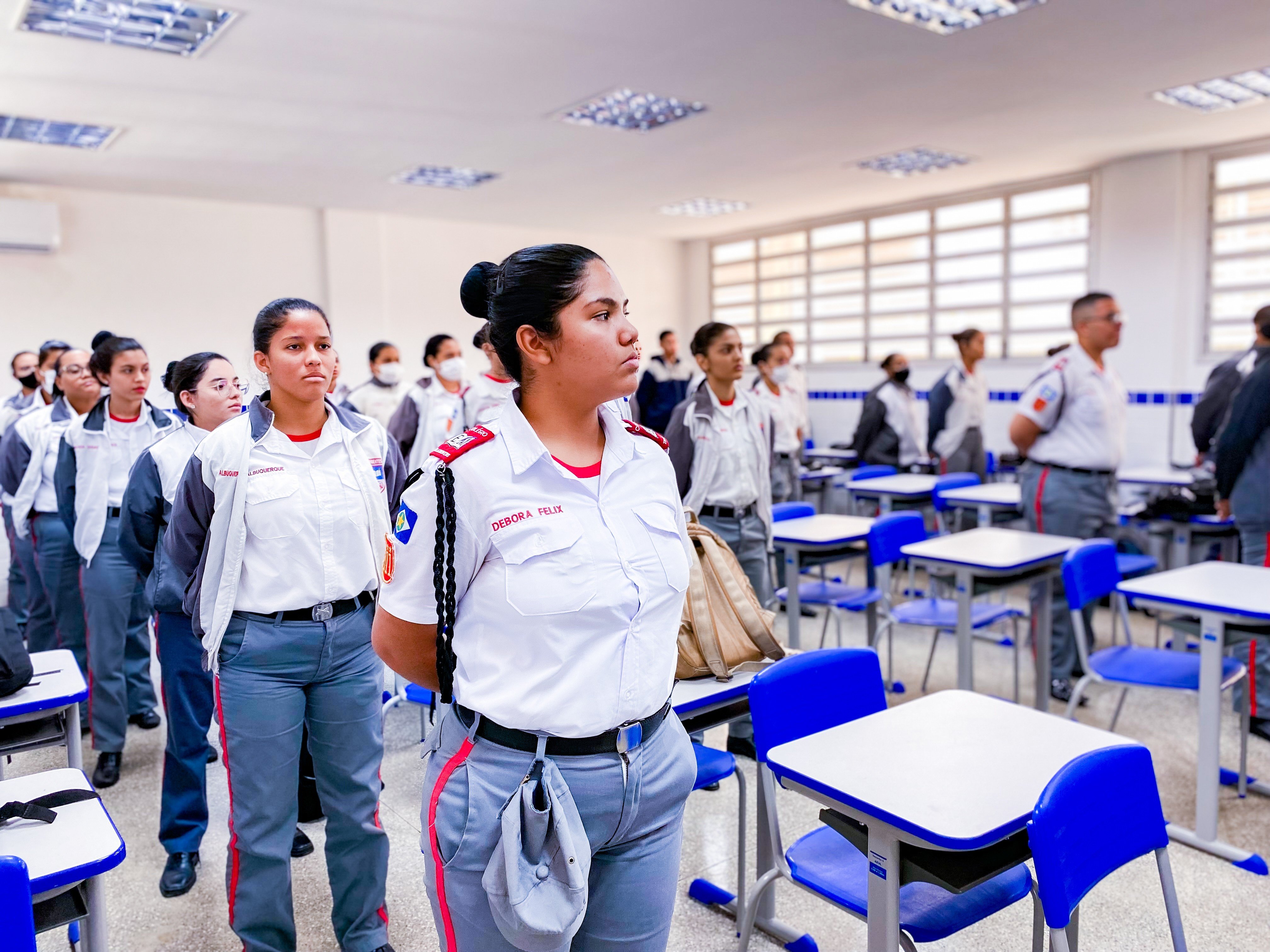 MT abre consulta pública para transformar 66 escolas tradicionais em militares