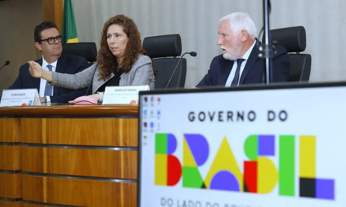 Novos benefícios sociais exigirão RG nacional a partir de maio