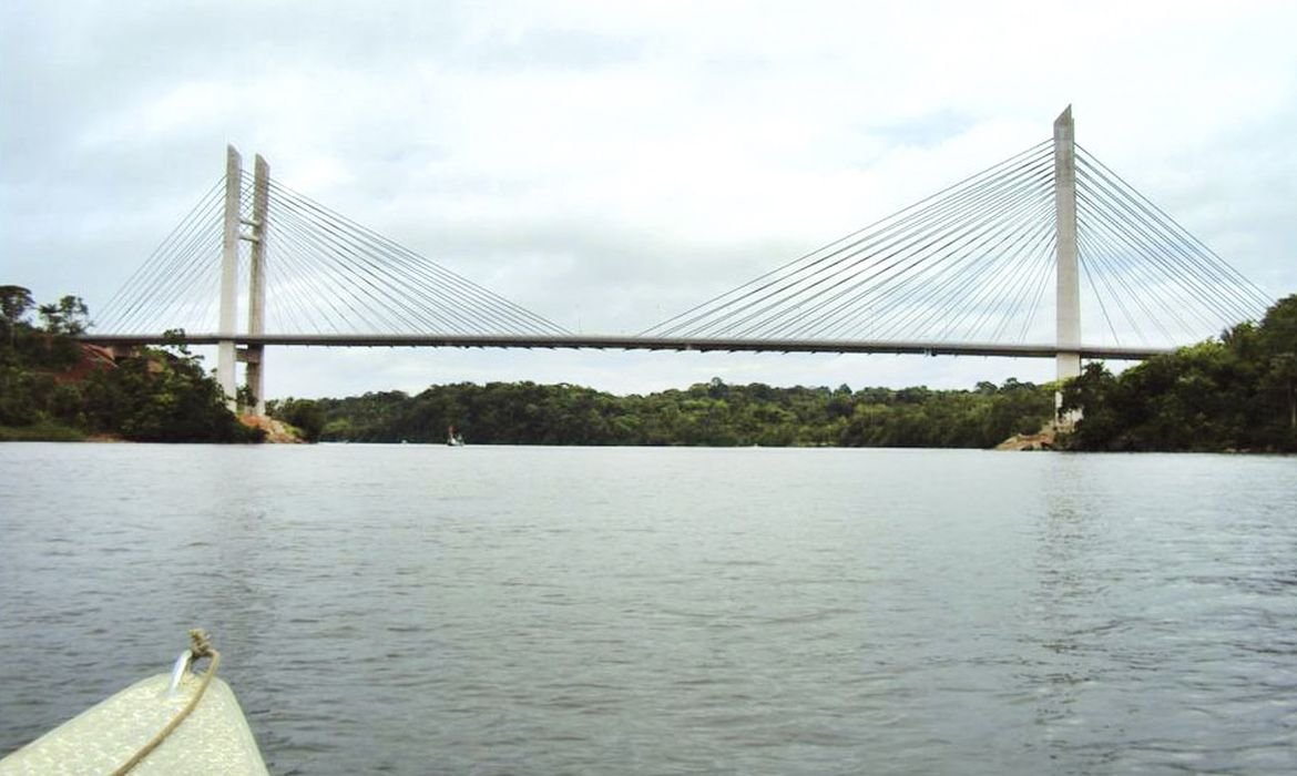 França suspende exigência de visto para brasileiros na Guiana Francesa
