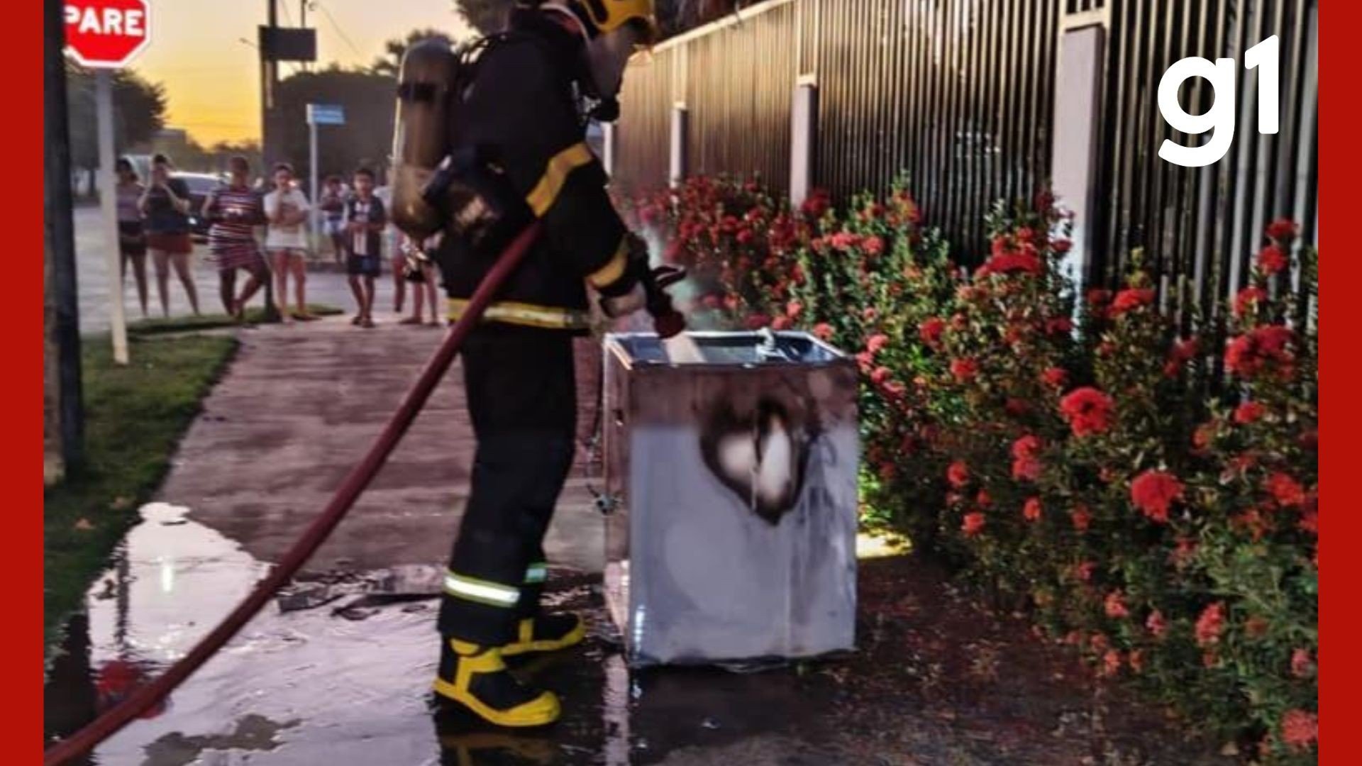 Máquina de lavar pega fogo e provoca incêndio em apartamento de condomínio em MT