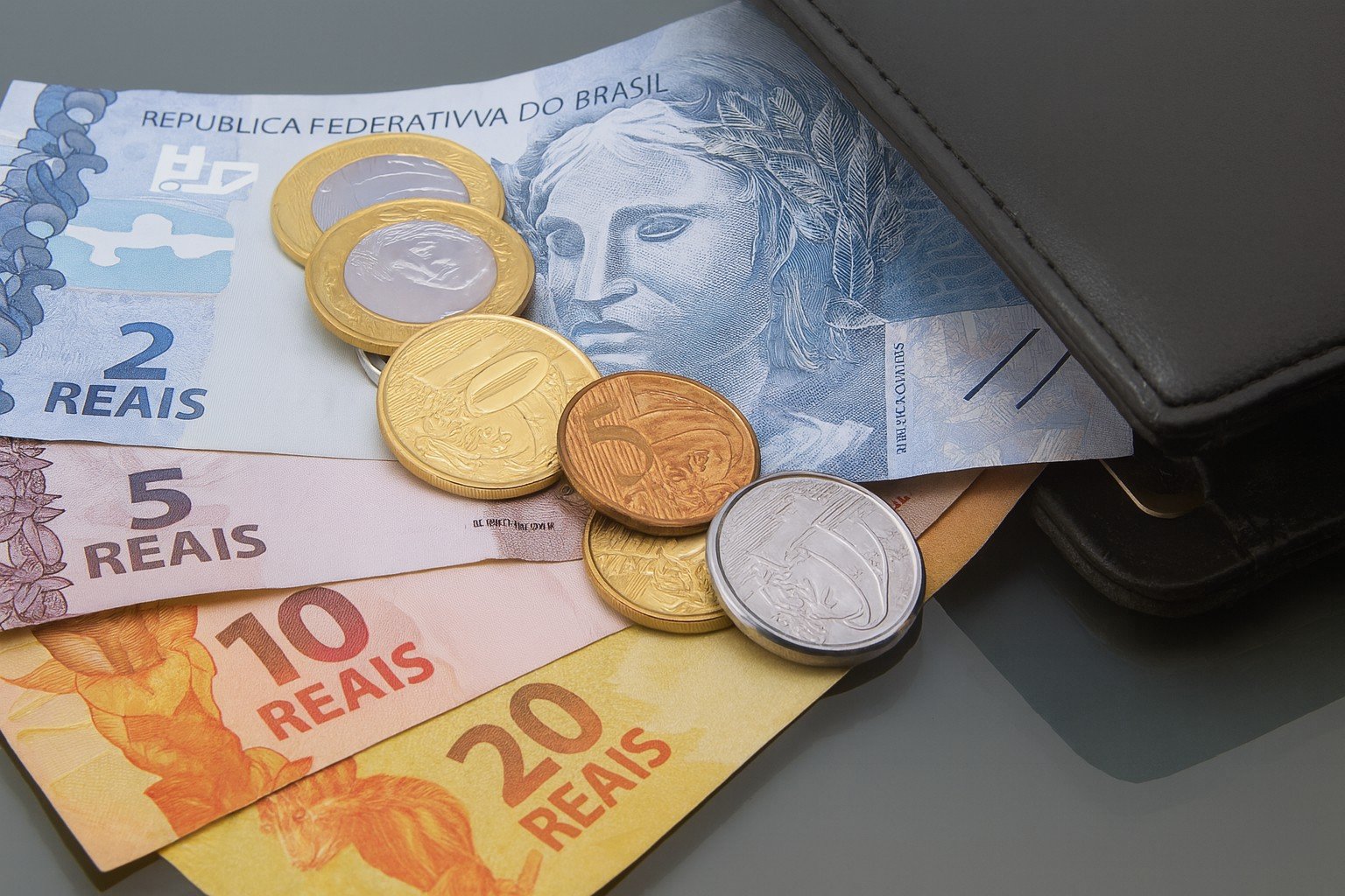MT é o 8º estado com maior número de inadimplentes no país