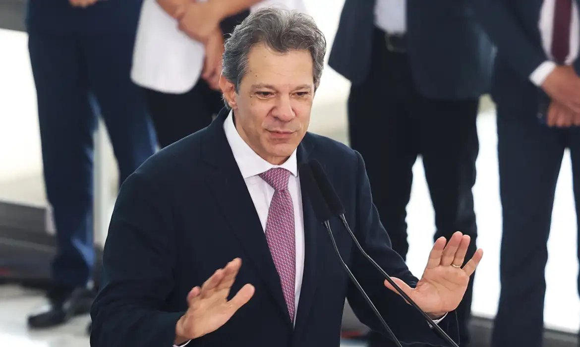 Fernando Haddad quer \"asfixiar\" financeiramente o crime organizado