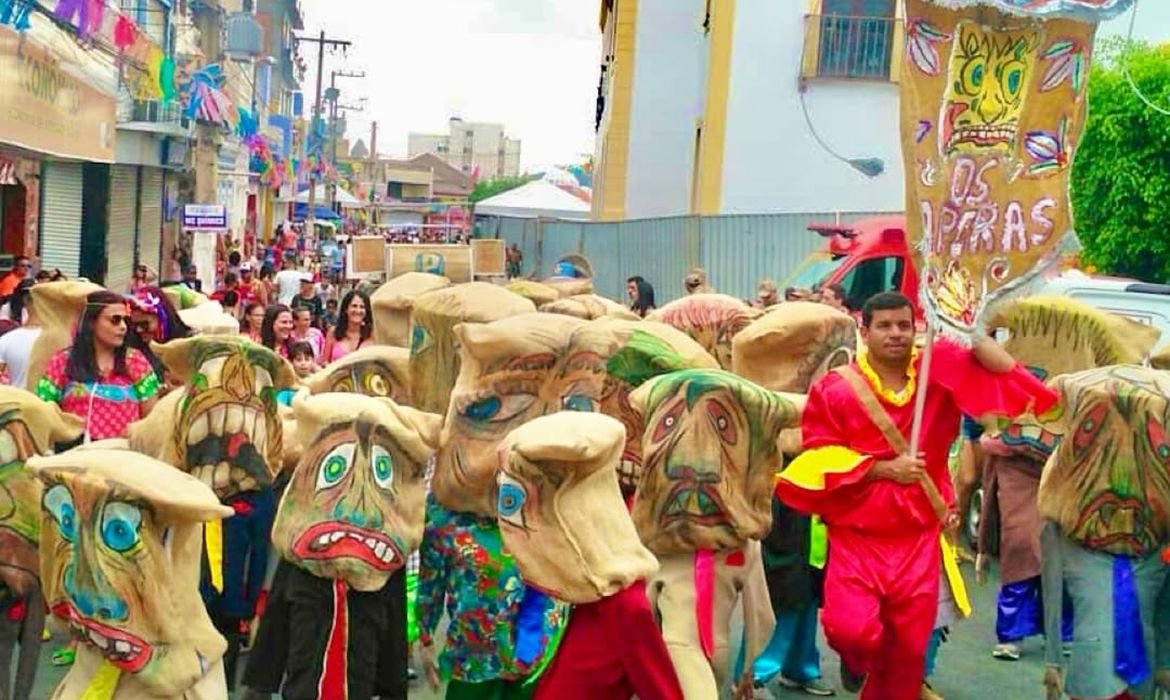 Agreste pernambucano tem Carnaval com folclore e tradição 