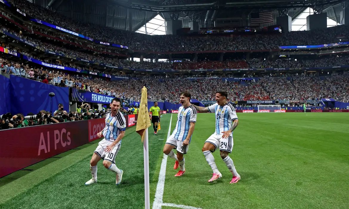 Sedes da Copa em 2030, Espanha e Argentina já preparam nova geração