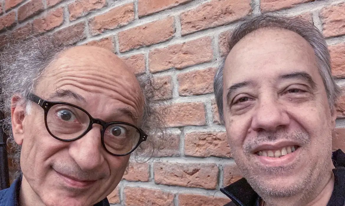 Blim-Blem-Blom tem participação do contrabaixista Ricardo Candido