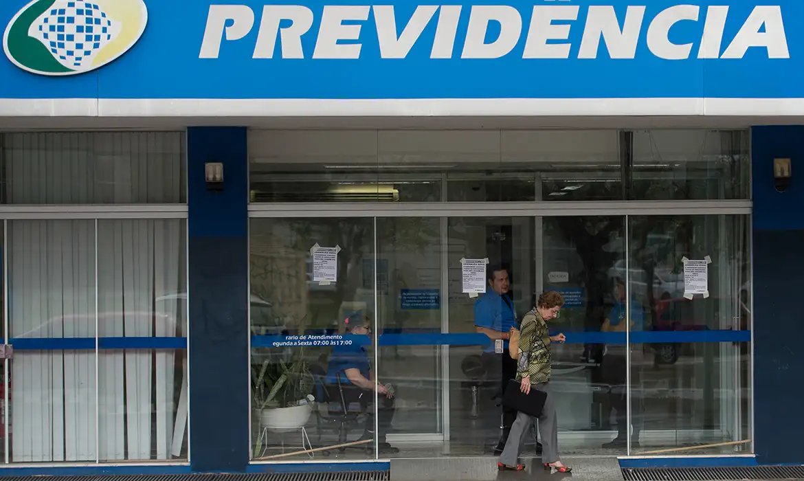 Governo destina R$ 547 milhões para ressarcir beneficiários do INSS