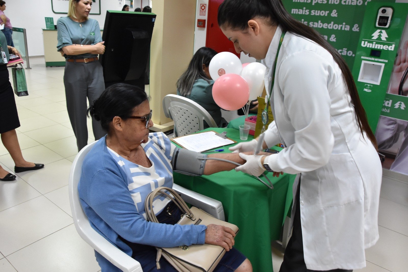 ACOLHIMENTO: Dia do Cliente é marcado por saúde, prevenção e cuidado na Unimed