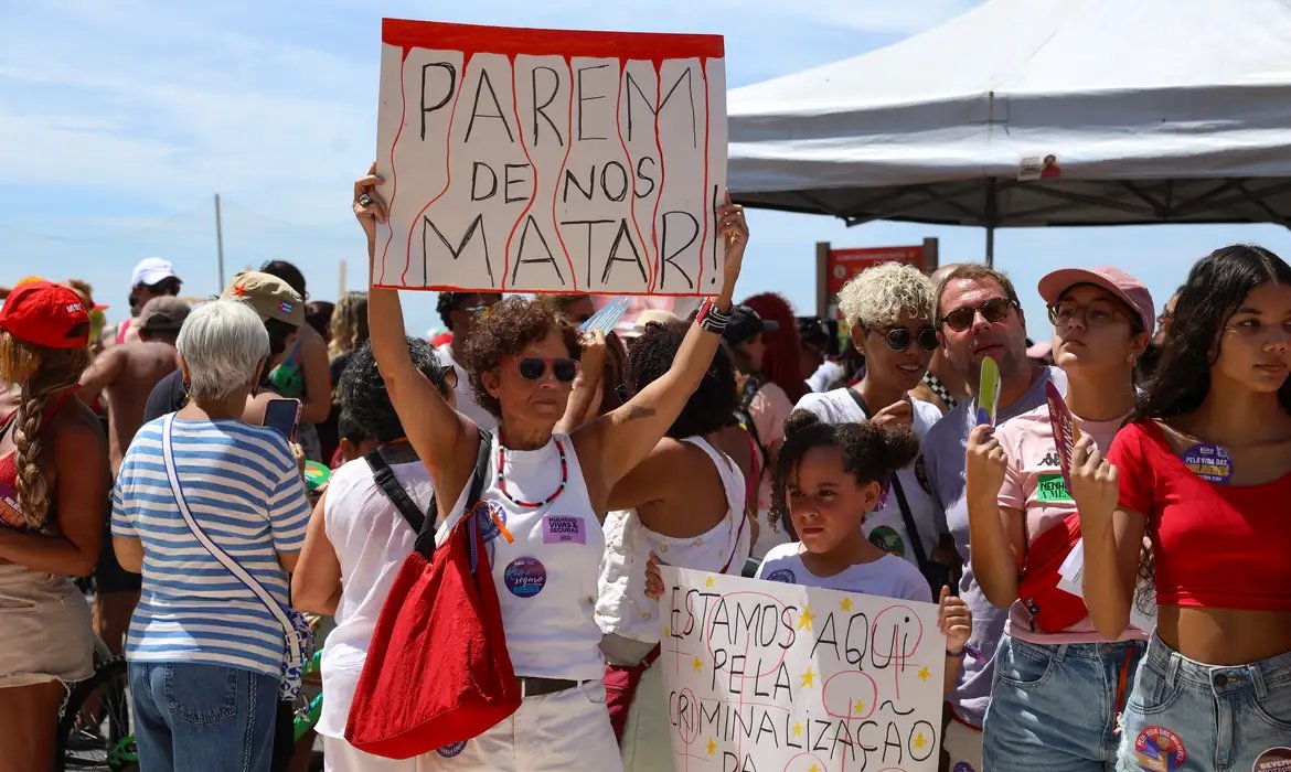 Entenda as novas regras que aumentam a proteção das mulheres 