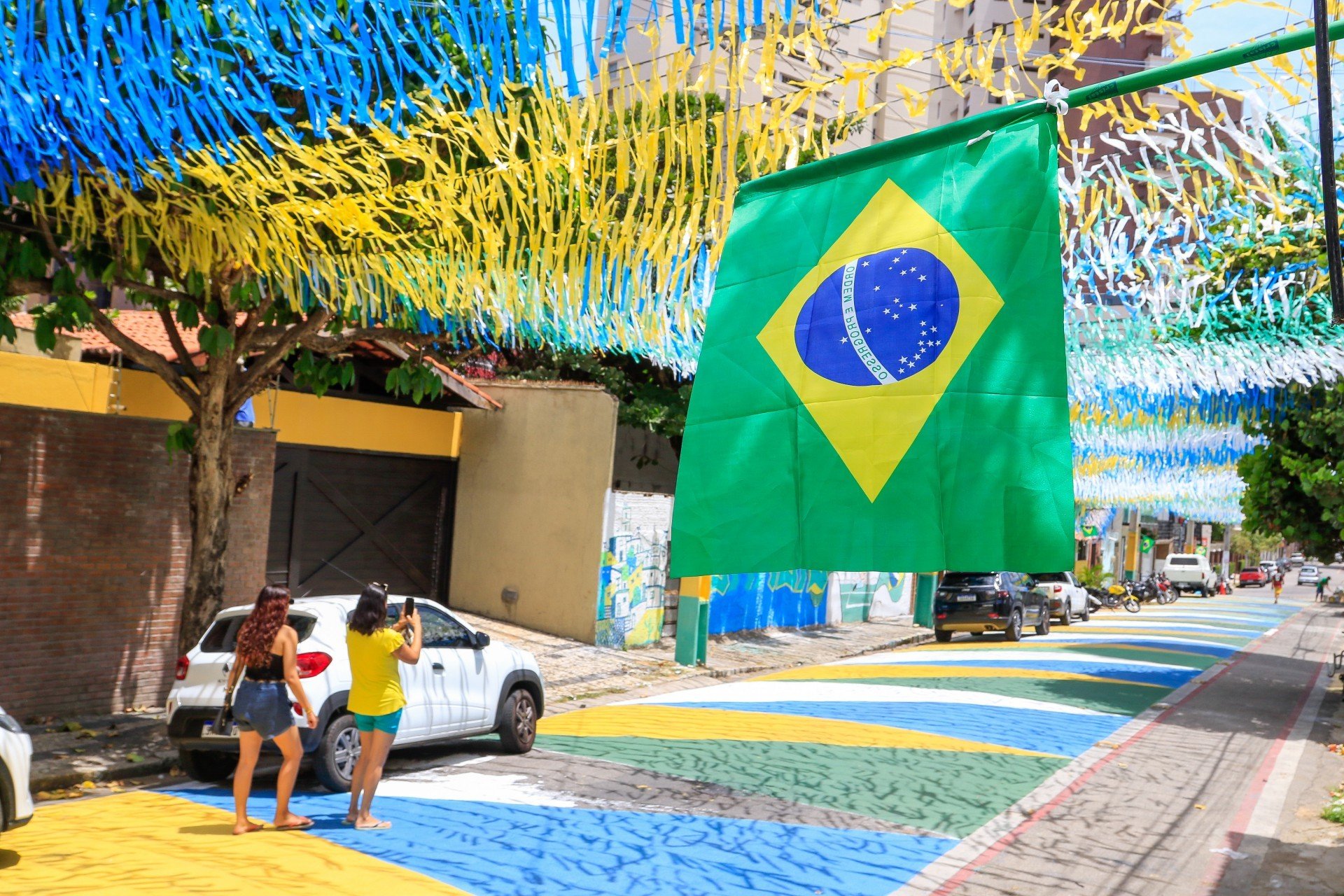 Cuiabá terá telões em bairros e espaços públicos para transmissão dos jogos do Brasil na Copa do Mundo