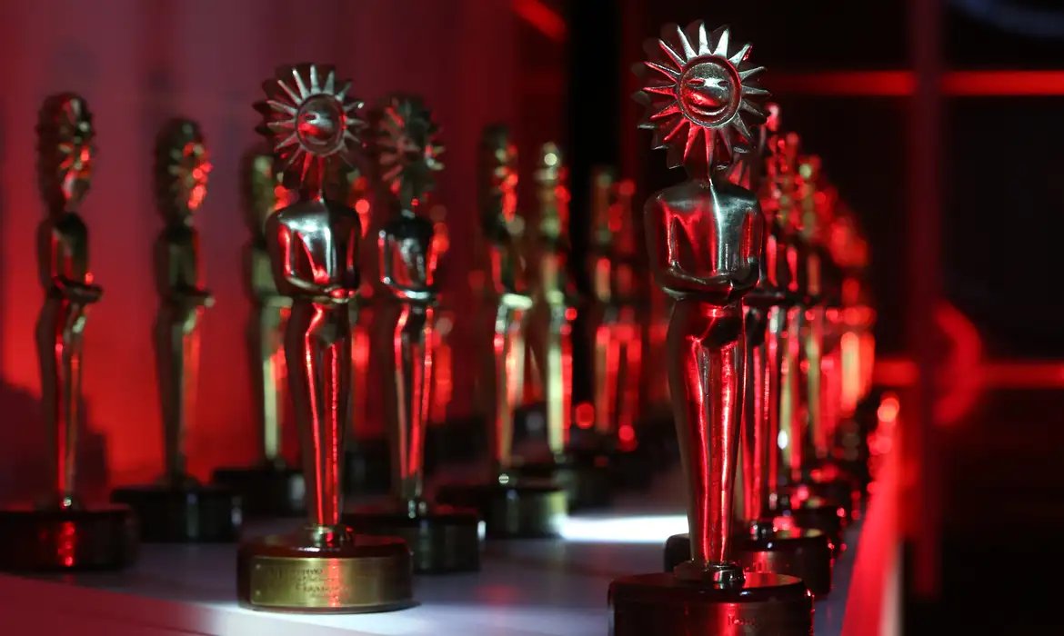 Festival de Gramado encerra mostras e premia vencedores